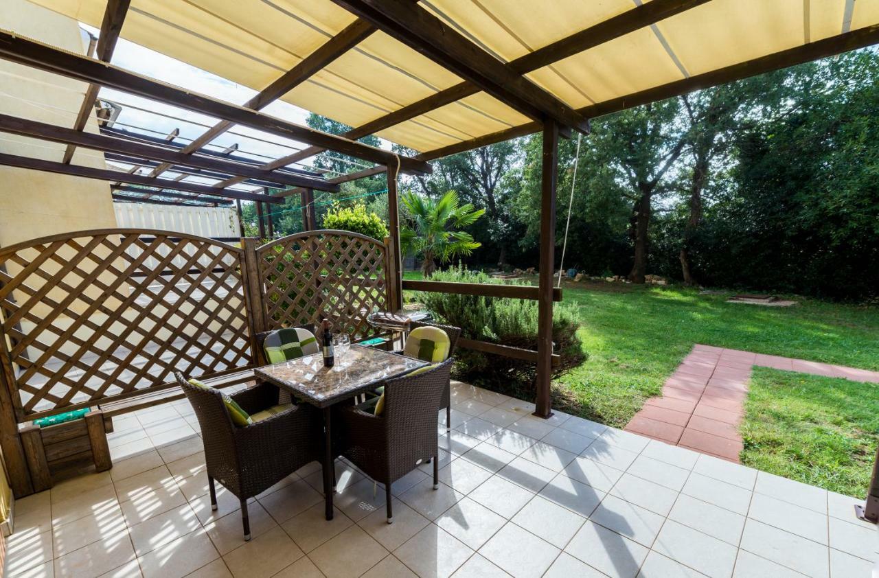 Tar-Vabriga Lumbre Apartment מראה חיצוני תמונה